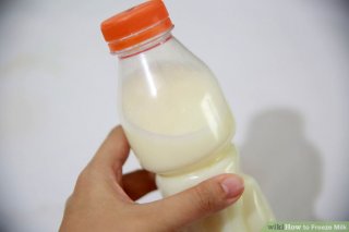 Image titled Freeze Milk Step 1