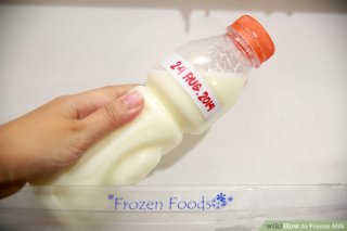 Image titled Freeze Milk Step 3